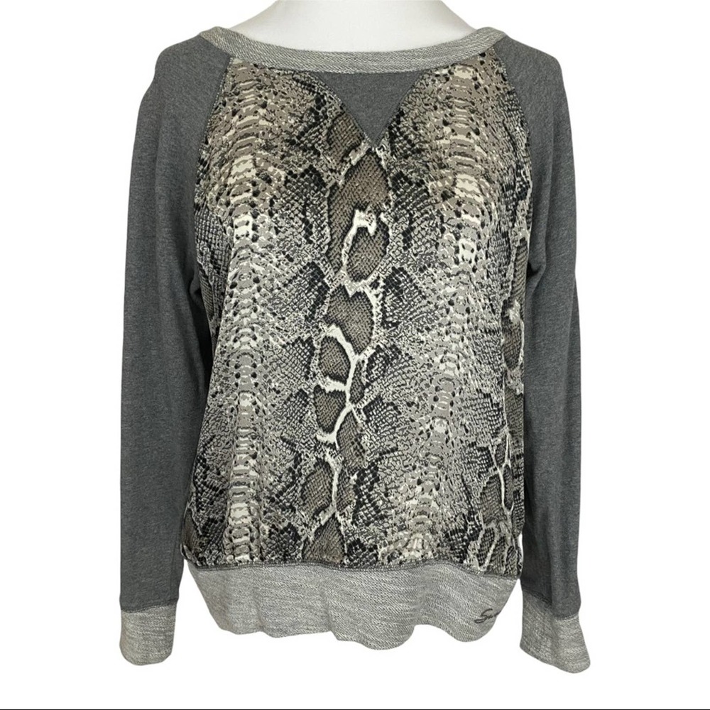 SEVEN7 | Women's Gray Snakeskin Print Long Sleeve Sweater